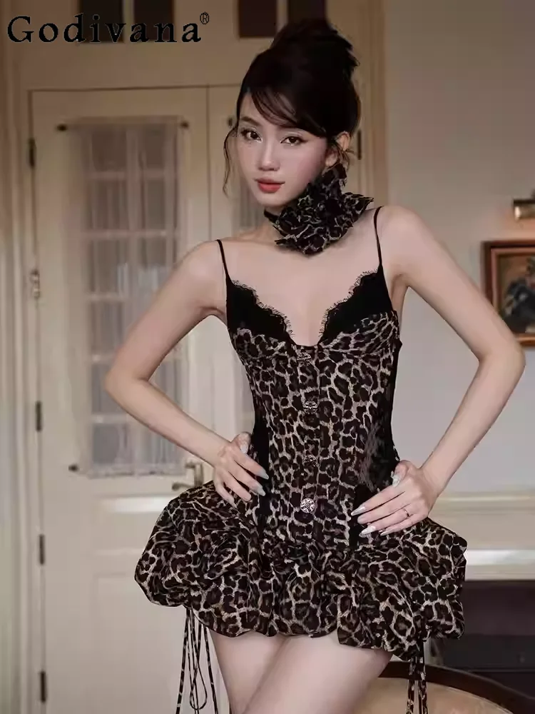 

Spring Summer French Sexy Leopard Print Lace V-neck Suspender Dress Women High Waist Slim Fit A-line Street Sleeveless Dresses