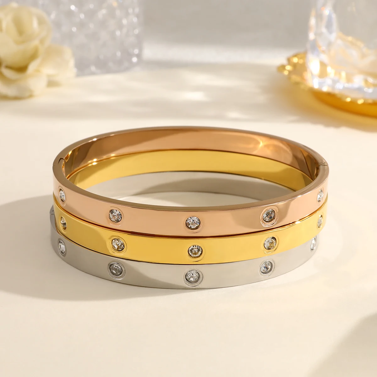 

WILD & FREE Luxury 18K Gold Plated Stainless Steel Bangle Bracelets for Women Chic Exquisite Crystal Tarnish Free Jewelry