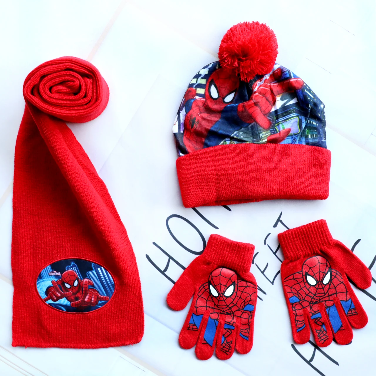 Nowa jesienno-zimowa czapka dziecięca SpiderMan czerwona kreskówka halloweenowa czapka czapka ciepła czapka czapka dziewczynka czapka chłopięca