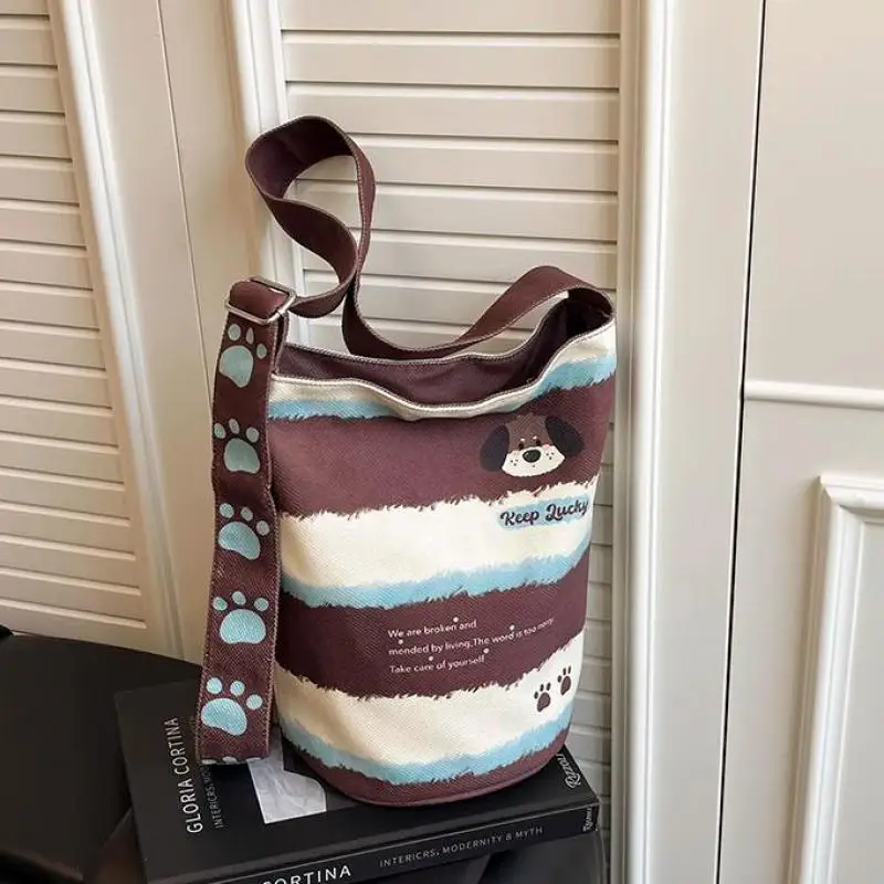 

2025 Original Cartoon Animal Pattern Bucket Shaped Women Bag Splicing Color Collision Premium Canvas Single Shoulder Bags Trendy