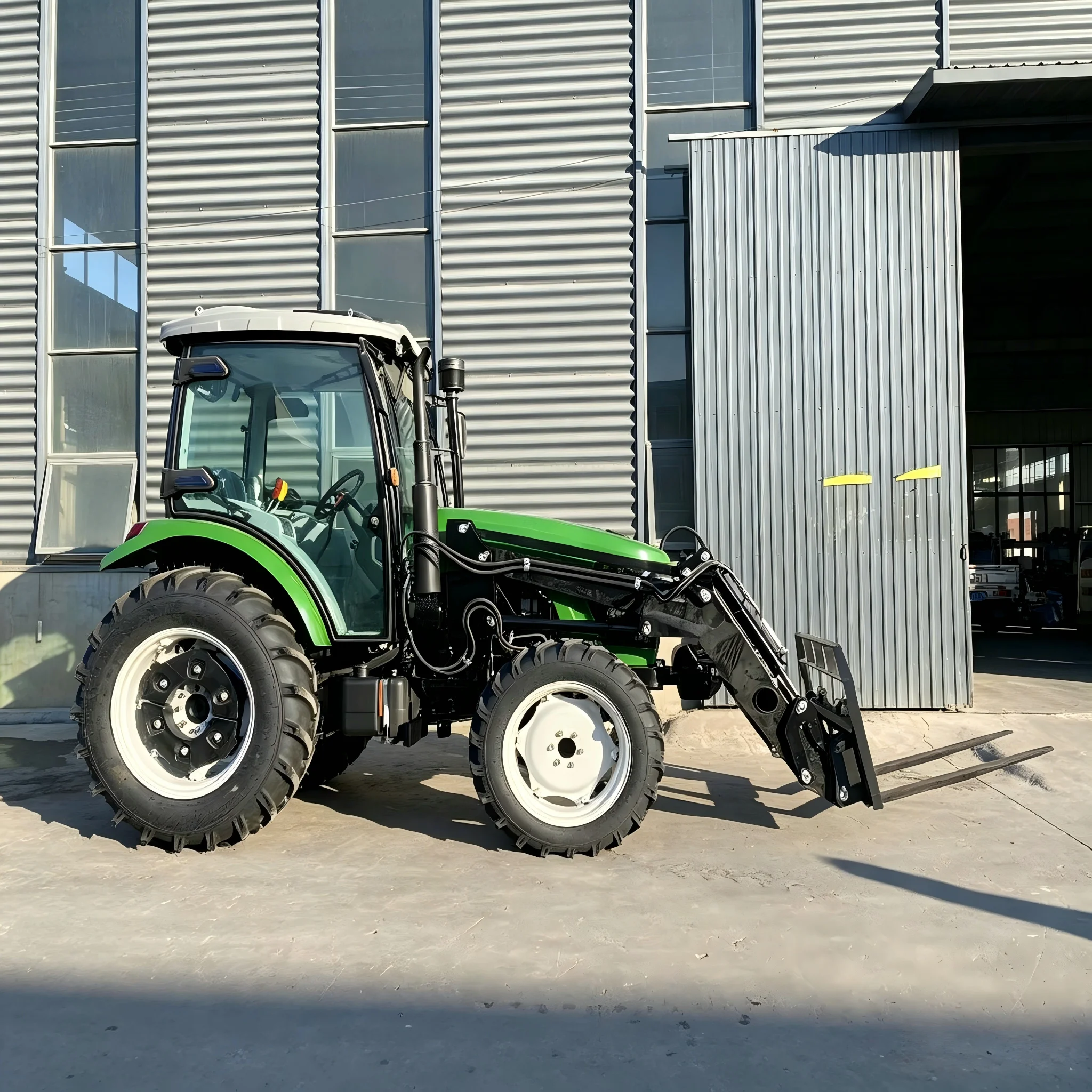 Heavy Duty Hydraulic Front Pallet Fork Loader 4WD Enclosed Cabin Agricultural Tractor Diesel Farm Material Transport Loading
