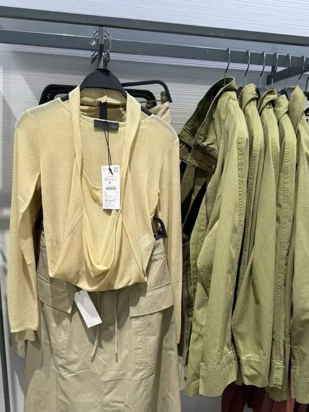 Słodki, długi, okrągły dekolt, dzianinowy top, jednolity kolor, modny, damski, nowość na jesień 2025, włókno poliestrowe, luźny krój.