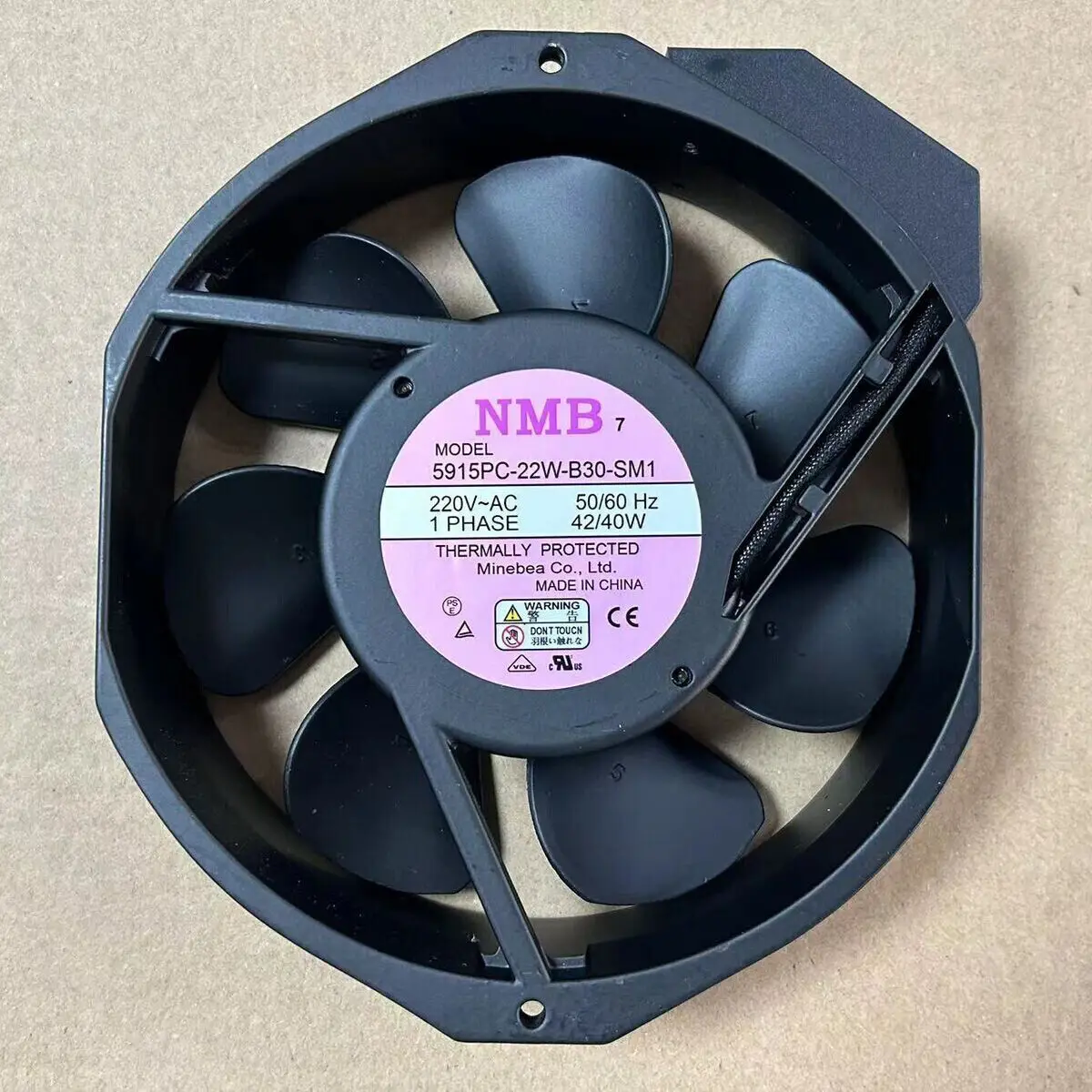 

NEW In Box NMB 5915PC-22W-B30-SM1 AC Fan AC220V 42/40W 50/60Hz