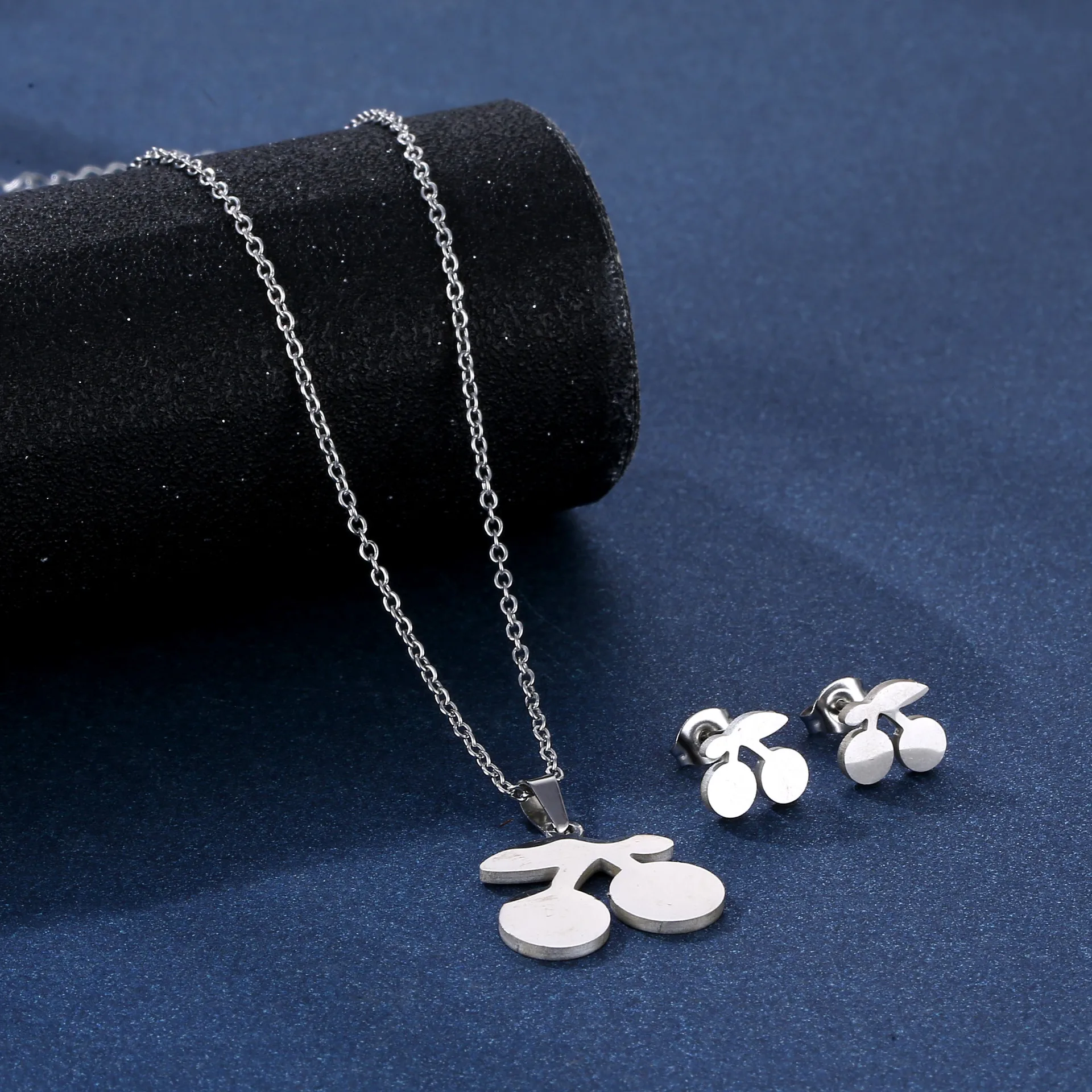 Stainless Steel Charm Necklaces Earrings Set Cartoon Lovely Cherry Pendants Collar Clavicle Chain Necklace Women Jewelry Gifts