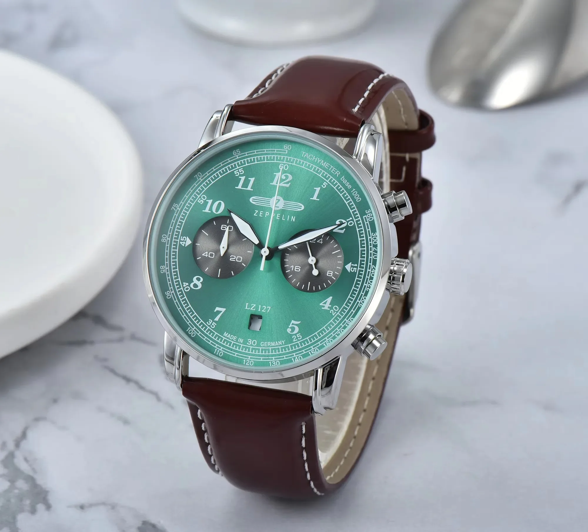 New Fashion Zeppelin Hindenburg Series Quartz Machine Men\'s Retro Business Leisure Men\'s Watch Fashion Watch 2 Colors