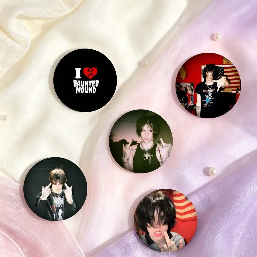 G-Grim Cemetery Sematary Musician 25mm 32mm 44mm 58mm 75mm Brooches Badges Pins for Accessories Gift