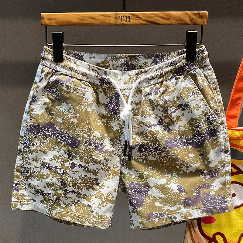 Short casual de quatro pontos camuflado masculino, que combina tudo, solto, marca da moda, fino para o verão, calça praia, moda verão