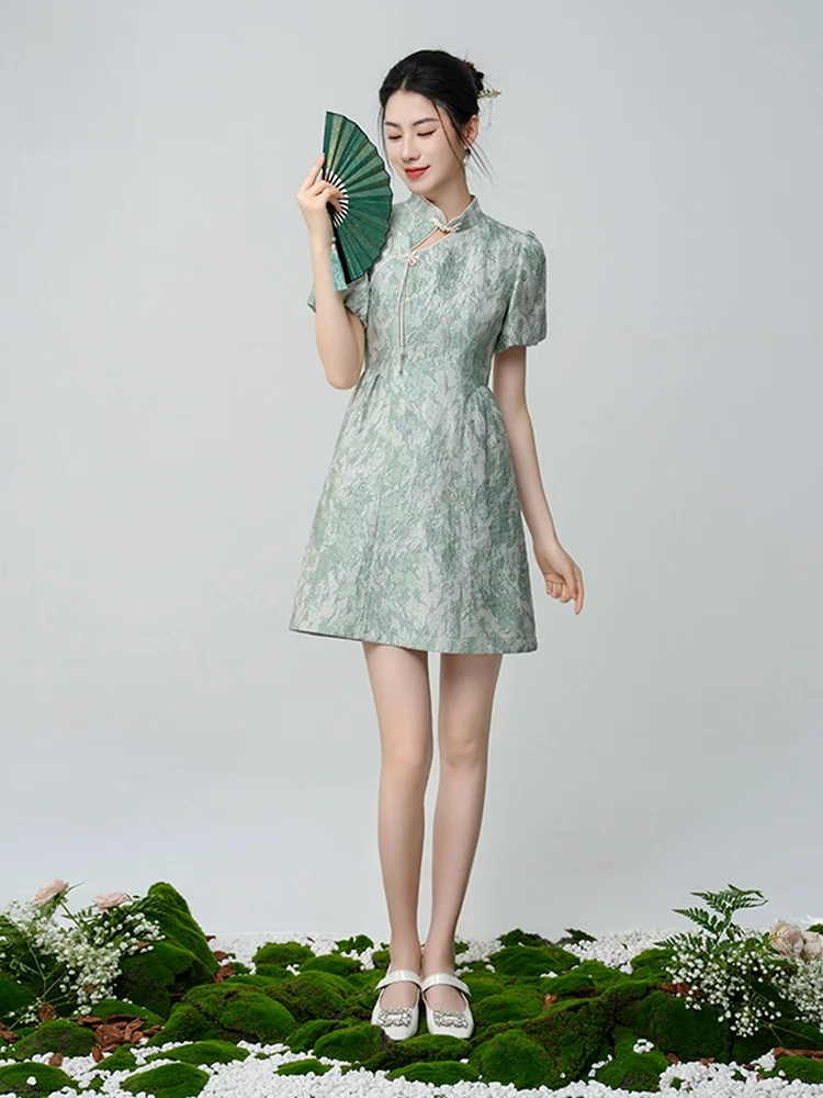 

Новое поступление: Китайское ретро-платье с короткими рукавами-фонариками и вышивкой, летнее, от бренда Obstinate, из полиэстера и нейлона.