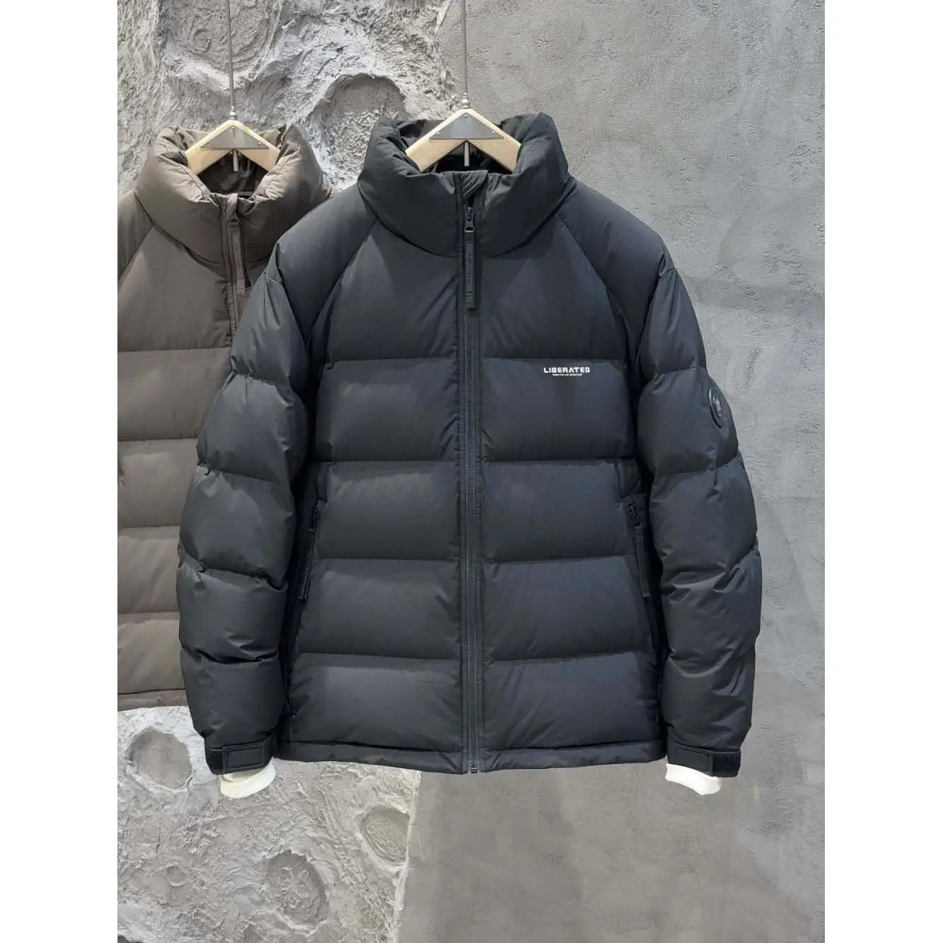 

Мужская легкая пуховая куртка на зиму, новая модель, повседневная, с воротником-стойкой, молодежная, универсальная, теплая, 90% пух, полиэстер