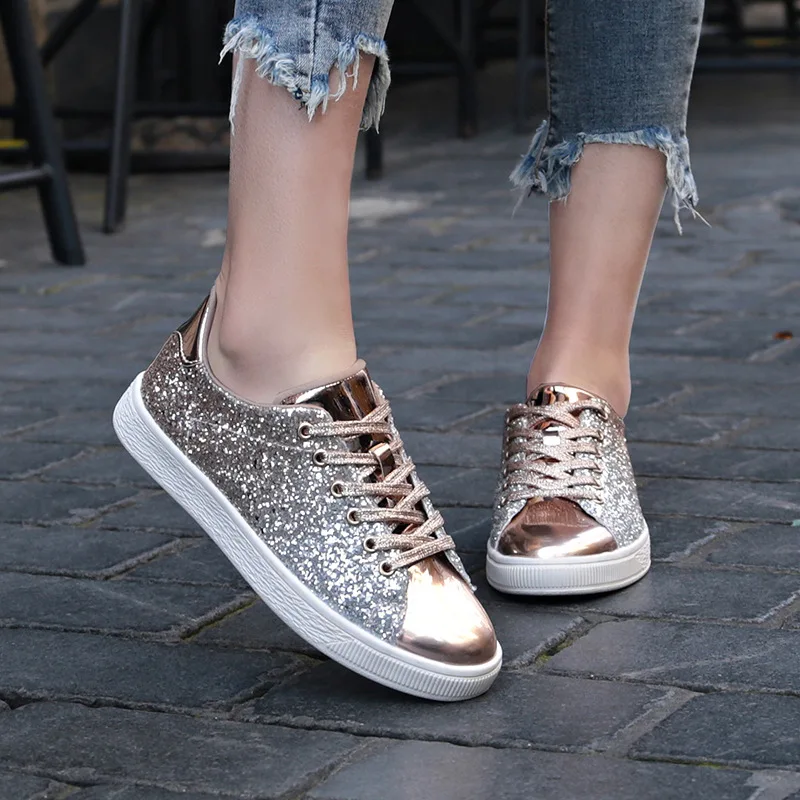 Baskets de couleur unie à paillettes pour femmes, chaussures de Sport, décontractées, tendance, sauvage, confortable, à la mode, pour boîte de nuit, hiver