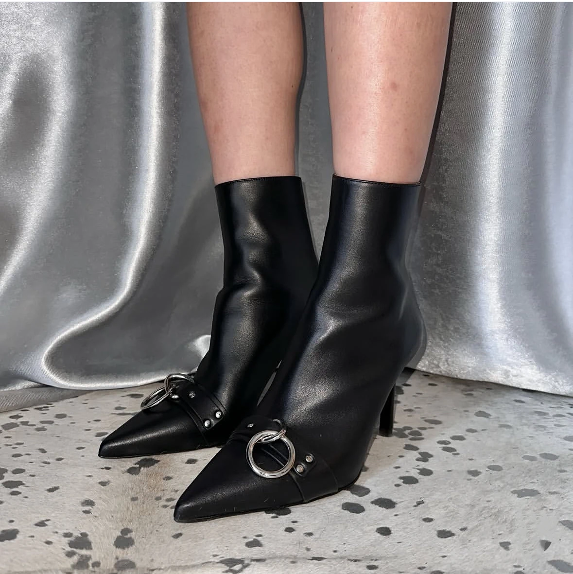 New Autumn/Winter Women's Black Smooth Leather Boots Metal Ring Buckle Pointed Thin Stiletto Fashion Street Elegant Ankle Boots