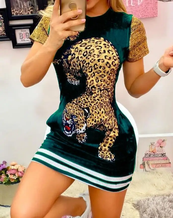 

Womens Dresses 2024 Summer Fashion Contrast Paneled Short Sleeve Leopard Print Casual Round Neck Skinny Daily Mini T-Shirt Dress