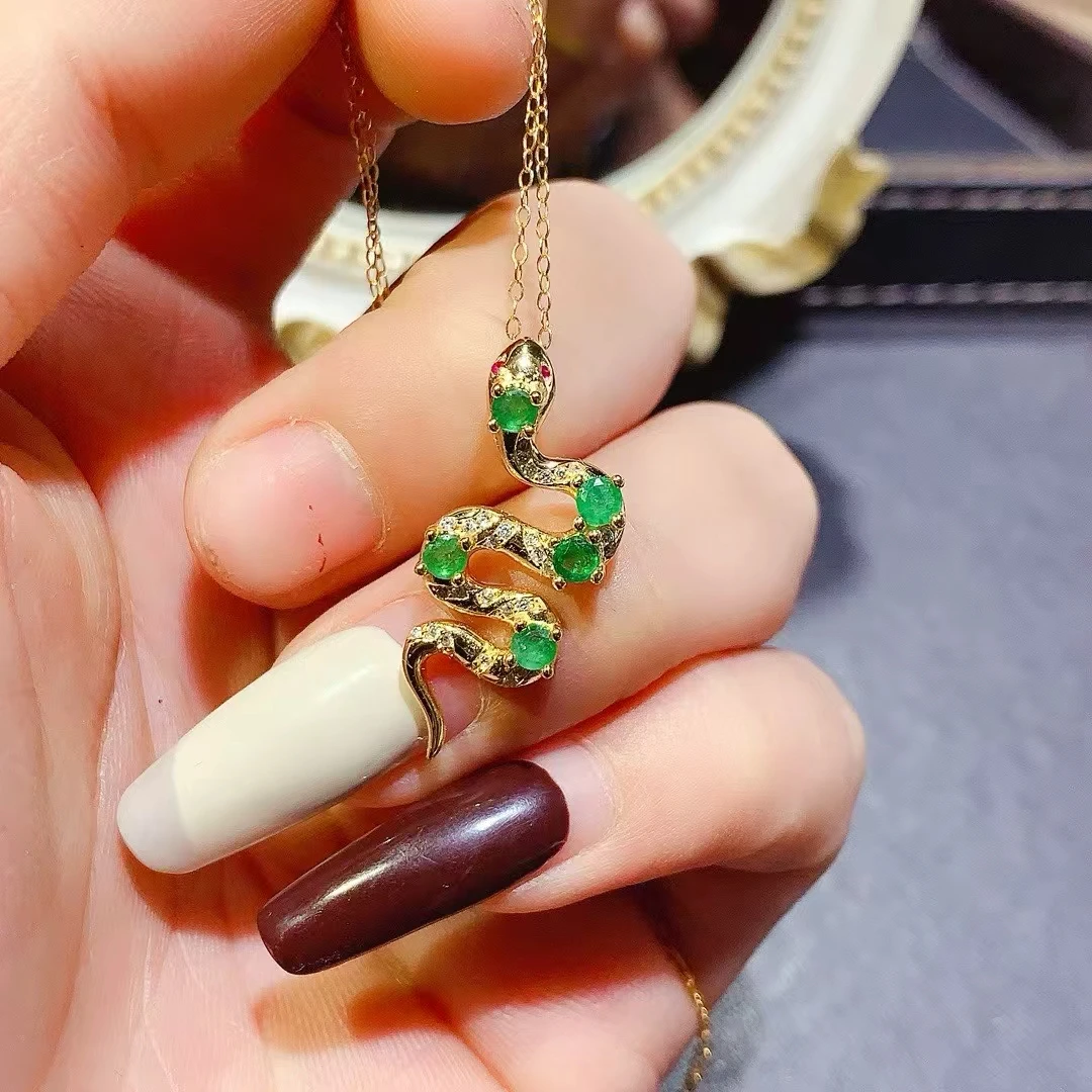 KJJEAXCMY Natural Colombian Emerald Pendant S925 silver , electroplated locking color process, high clarity Full of luster