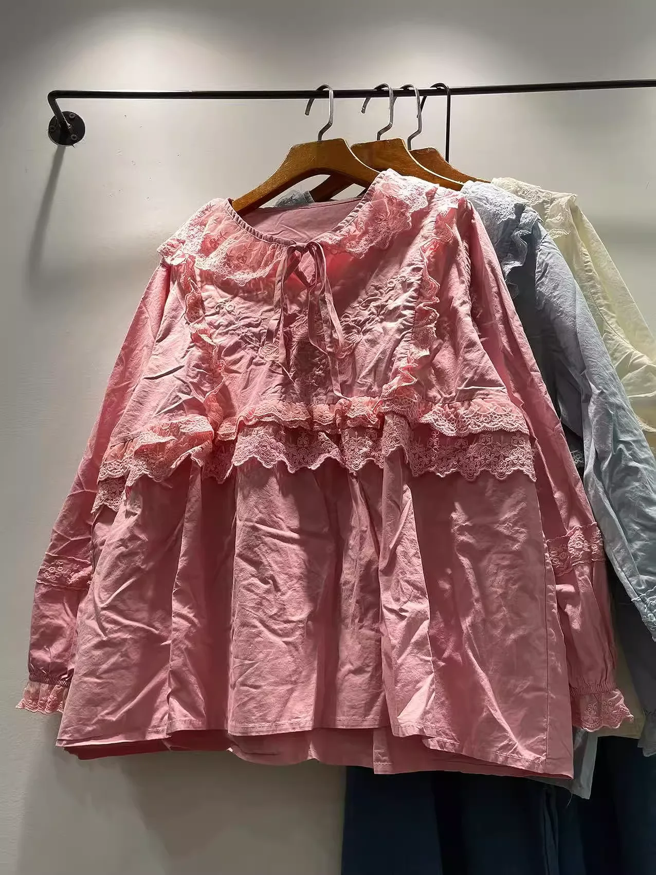 pink blue regular кириллица