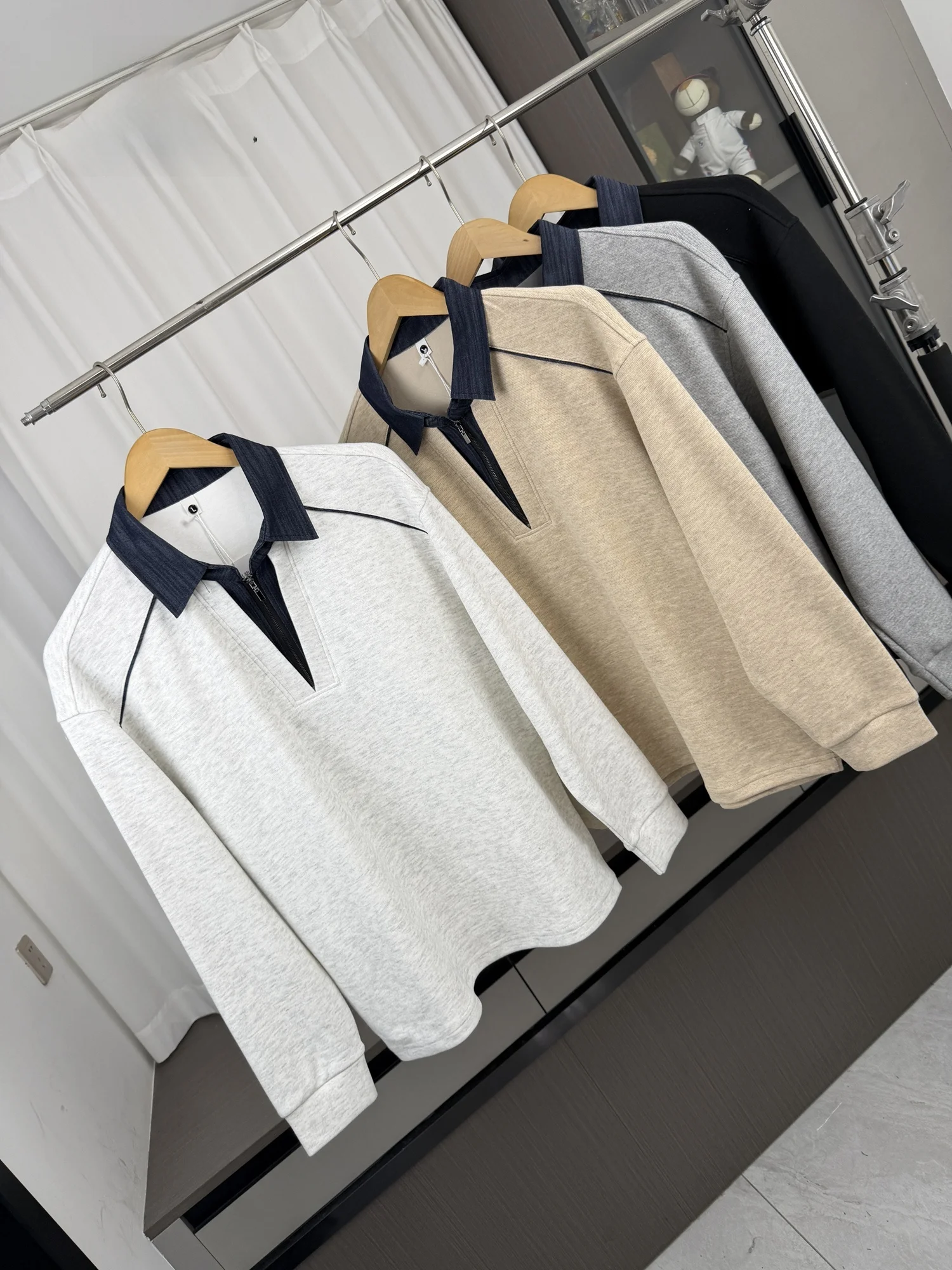 Lightweight Warm Long Sleeve Men's Casual Patchwork Sweatshirt Two-Piece Loose Fit Fashionable Autumn Wear for Youth