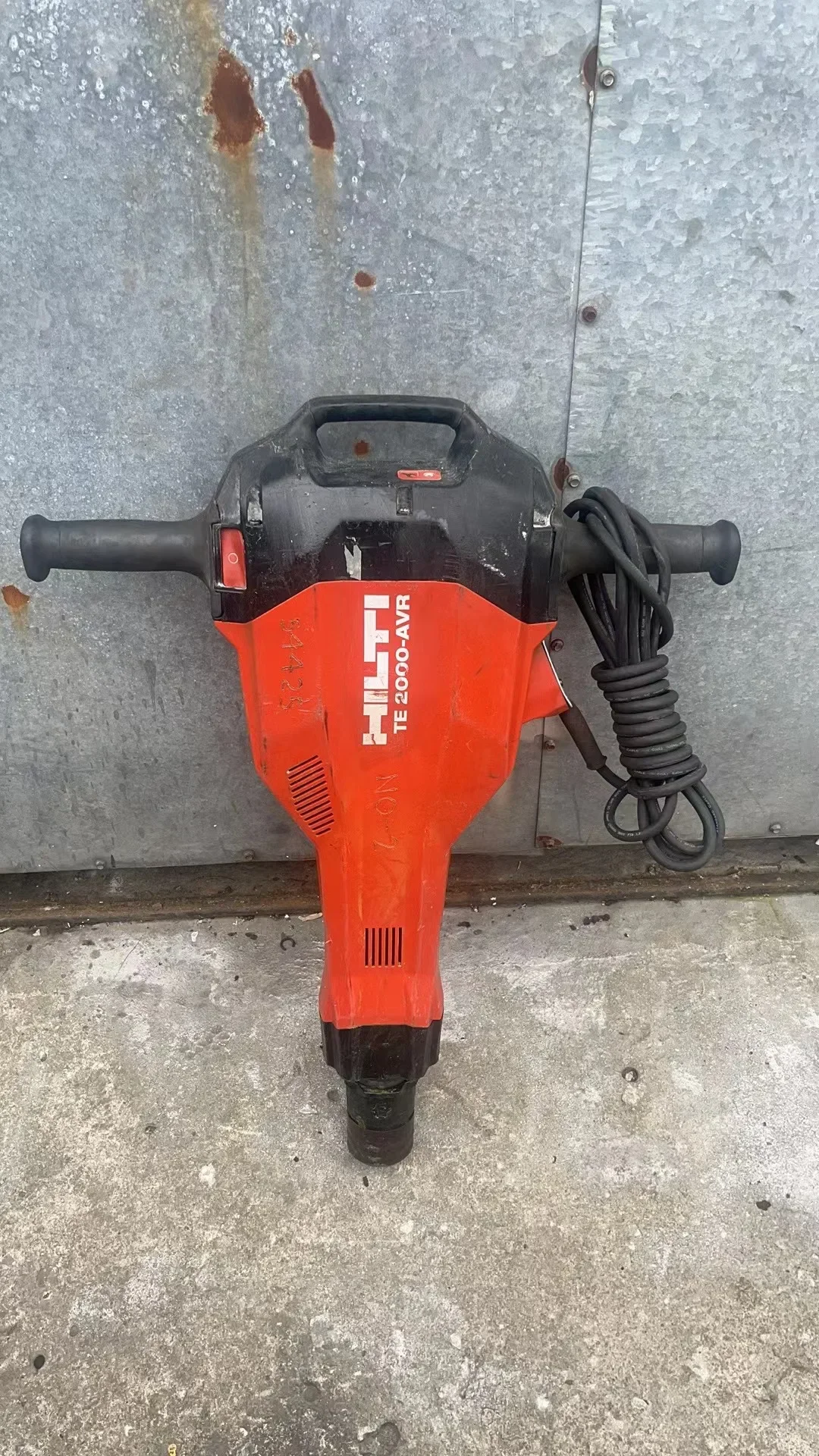 

Hilti TE2000 AVR Demolition Breaker,SECOND HAND ,110VOLT