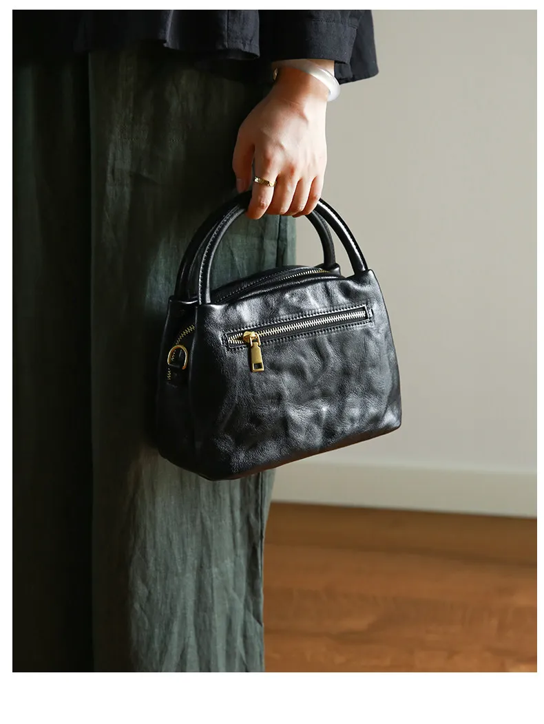 Von Modedesignern handgefertigte, hochwertige Damenhandtaschen aus echtem Leder, luxuriöse Outdoor- und Party-Umhängetaschen aus weichem Leder. – Detail 21