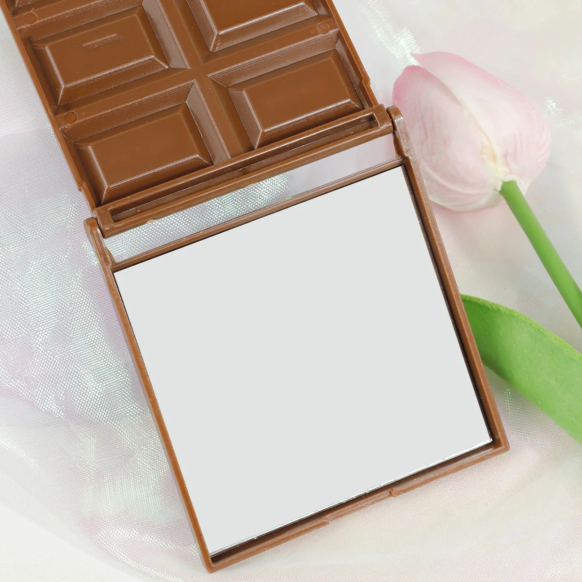 Kreativer dekorativer Schokoladenspiegel, quadratisch, Kawaii, tragbarer Spiegel, Kunststoff, schokoladenförmiger Kosmetikspiegel für Kinder