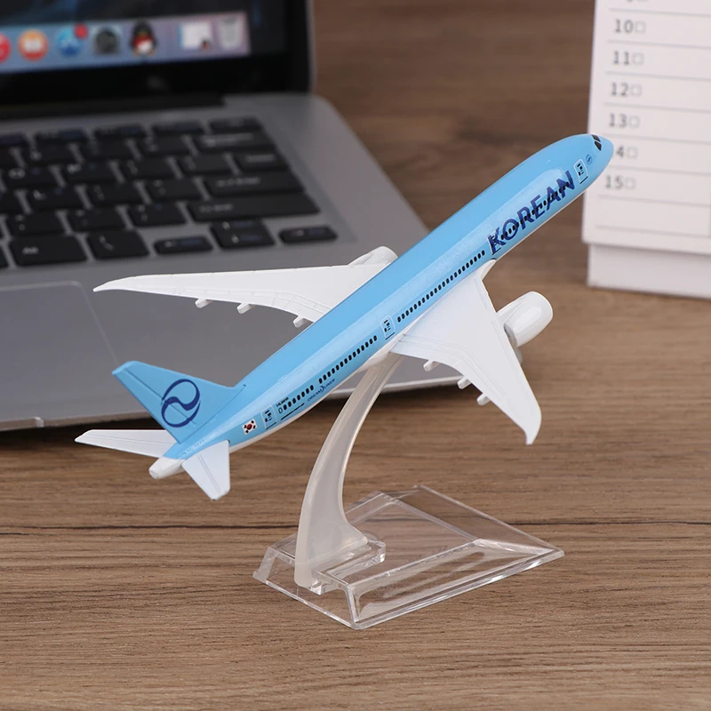 1セット ミニチュア飛行機 DIYデコレーション 16CM 韓国787合金ダイキャスト飛行機模型おもちゃ ギフトコレクション 子供向けギフト