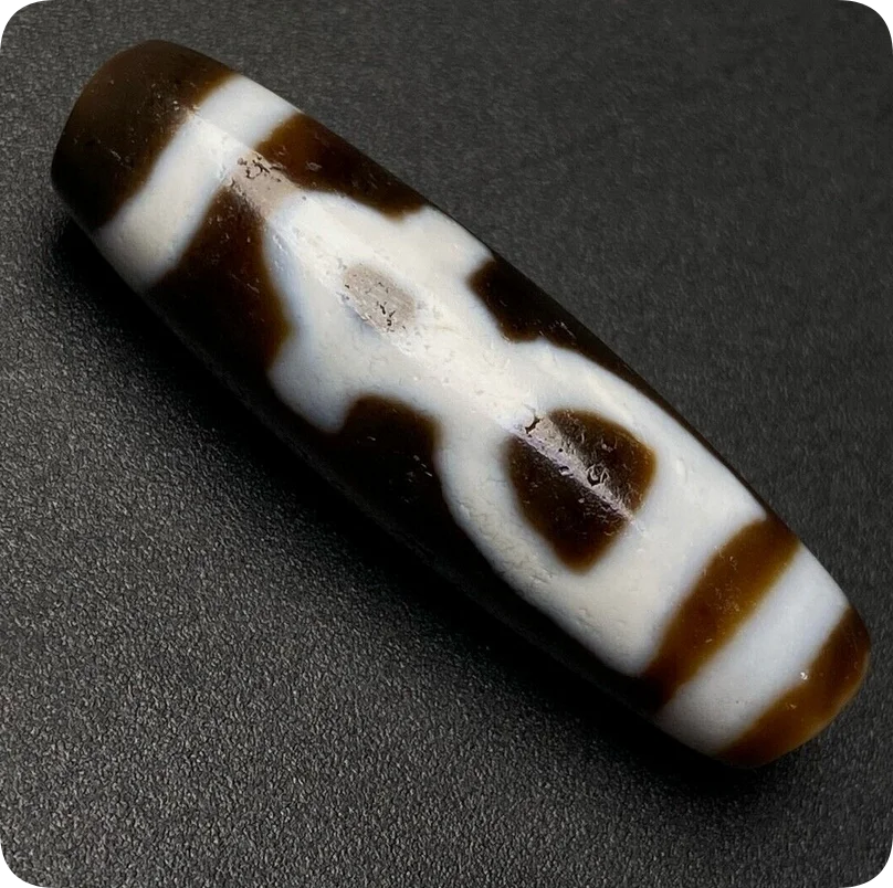 Power Energy Tibetan Old Oily Agate DZi *The god of wealth* Bead Pendant K1224