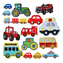 Parches bordados de vehículos de dibujos animados, apliques decorativos para coches de policía pequeños, ropa para niños, autobús escolar, camión, tren, planchado