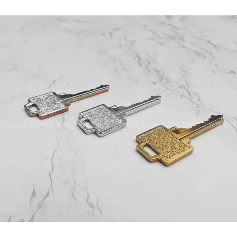 

FreaKey Magic Trick – Key Illusion for Close-Up & Stage, Magician Prop, Mentalism Gimmick, Fun Magic Accessory for Magic Shows