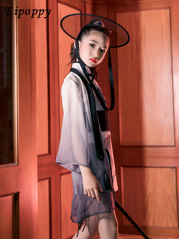 ชุดกี่เพ้าสูทสไตล์จีนพิมพ์ลายหมึกเครื่องแต่งกายแฟชั่นประจำชาติสำหรับเด็กผู้ชายและเด็กผู้หญิง