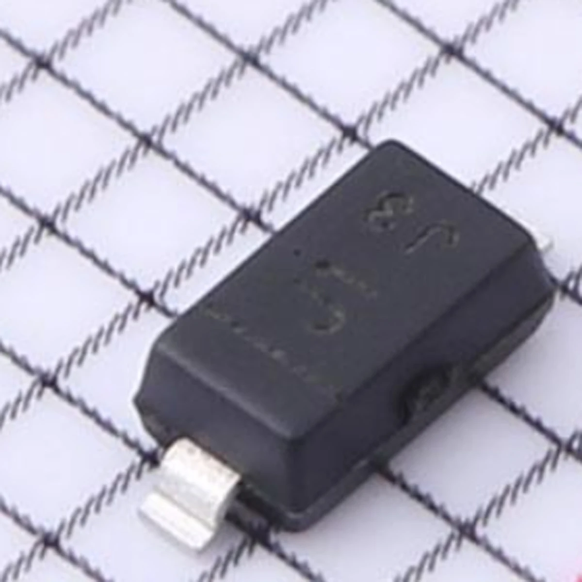 20 قطعة J1 MMSZ5246B-7-F جديد الأصلي زينر ديود مستقل 16 فولت 15.2 فولت ~ 16.8 فولت 100nA @ 12 فولت SOD-123 500 ميجا واط ± 5% 17 أوم 17Ω MMSZ5246B