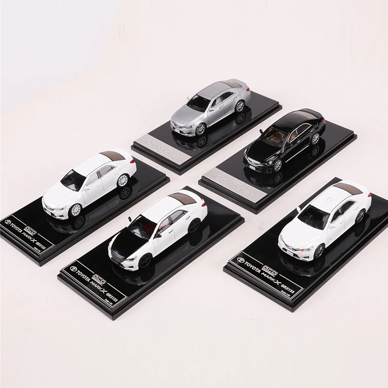 GCD 1:64 Toyota REIZ MARK X  Diecast Alloy Model Car