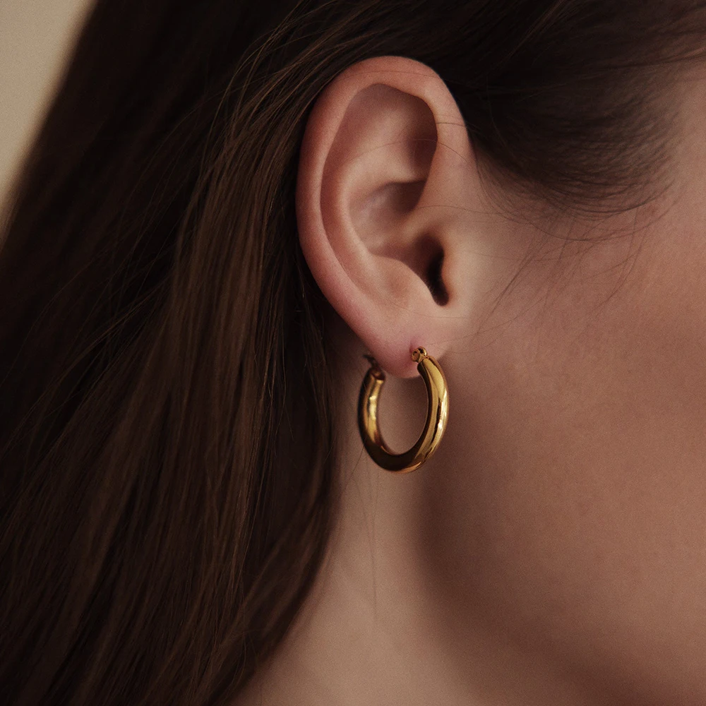 eManco Simple Exaggerated Round Hoop Earrings Geometric PVD Gold Plated Stainless Steel Women\'s Accessories Wholesale