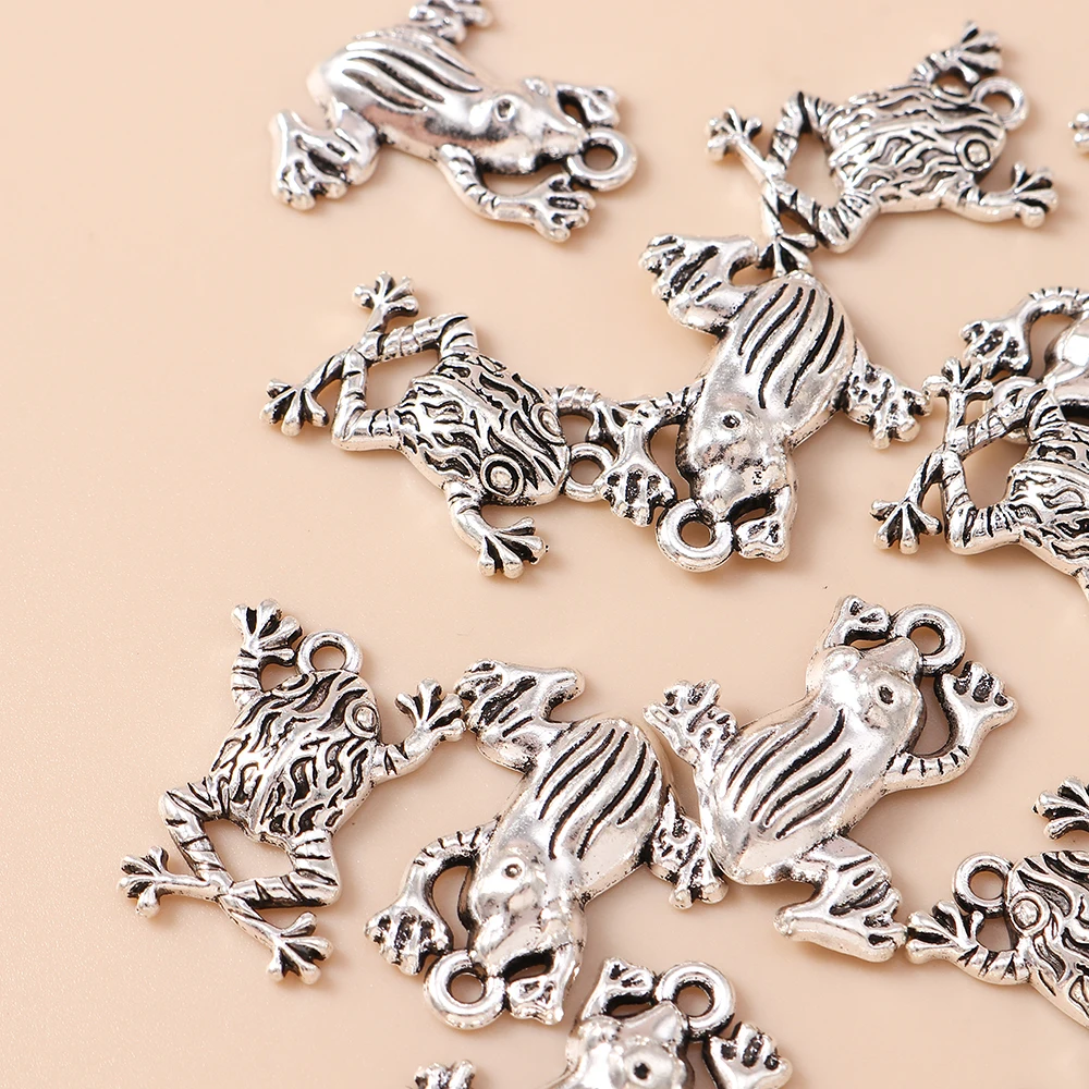 Leslie 10 Stück/Set Trendige Legierung Antik-Silber-Farbene Frosch-Anhänger für Armbänder Halsketten DIY Handgemachtes Schmuckzubehör – Detail 5