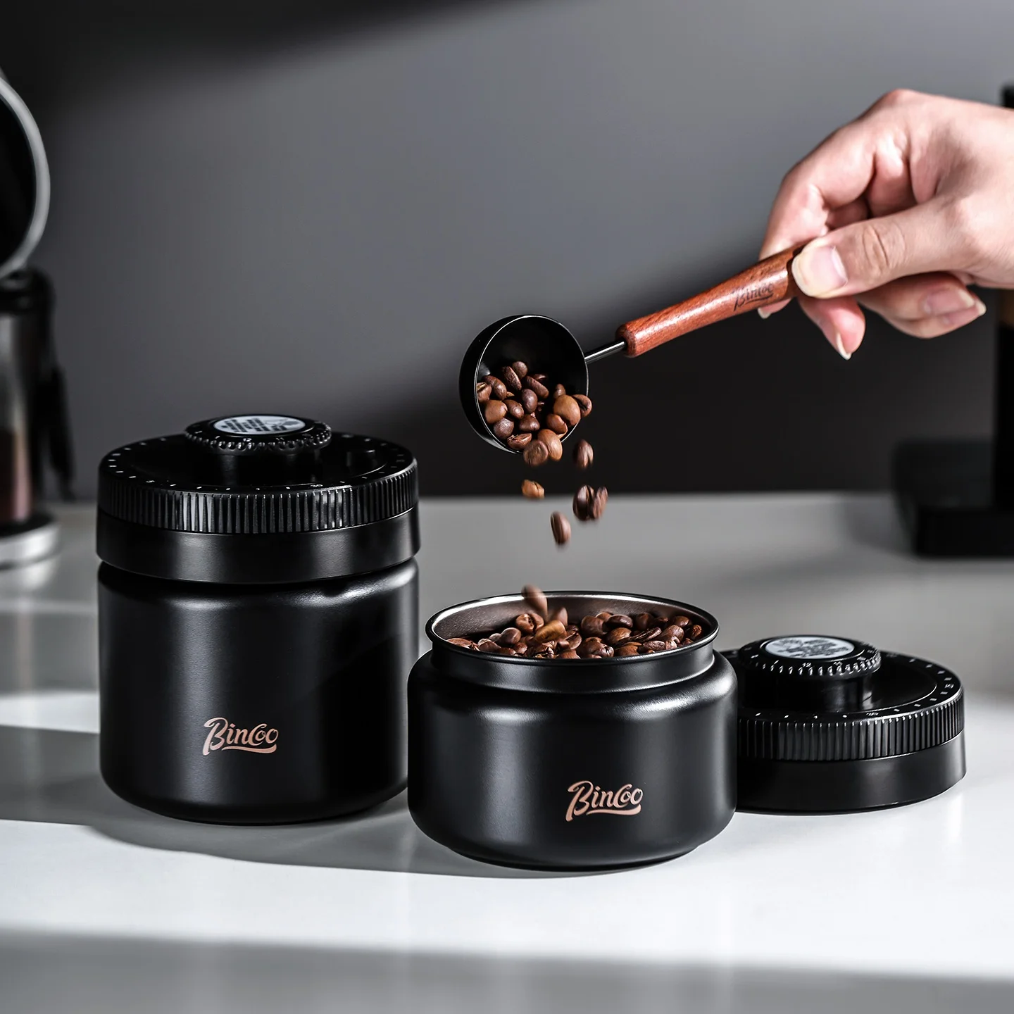 Bincoo Coffee Bean Storage Canister with Spoon Single Direction Venting Sealed Container for Coffee Powder And Beans