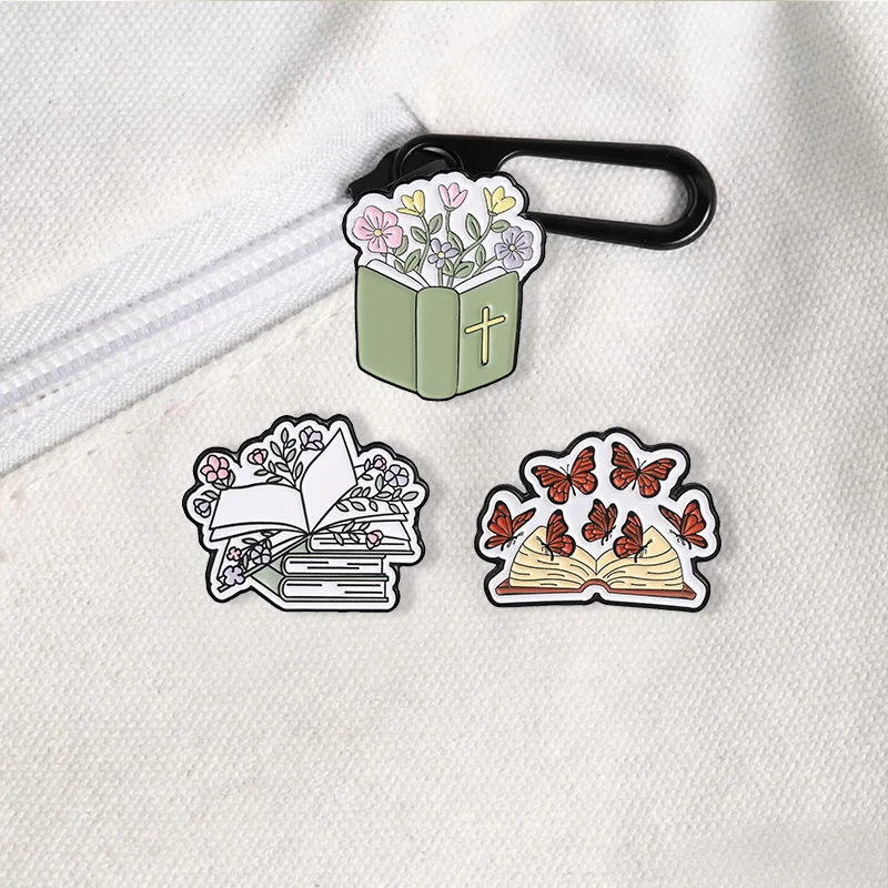 Book Lover Enamel Badges Cute Reading Quote Bookworm Pin Collection Alloy Brooches Lapel Backpack Jewelry Gifts For Students