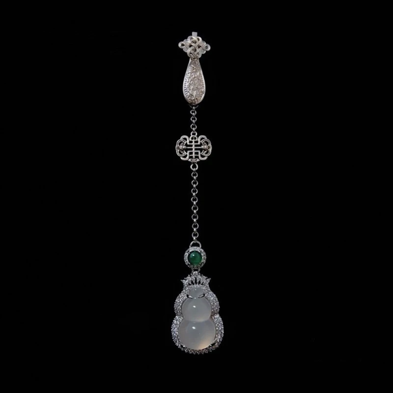 Natural ice chalcedony Exquisite Long Crystal Gourd brooches for women pendant Classical Chinese style broche Hanfu jewelry