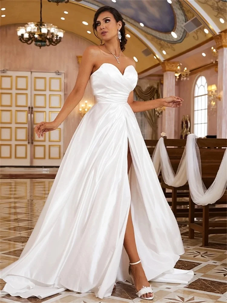 Elegant Simple Casual Sleeveless V-neck Weding Sweetheart Dresses Side Slit Court Train Custom Made 2024 Bride's Wedding Dresses