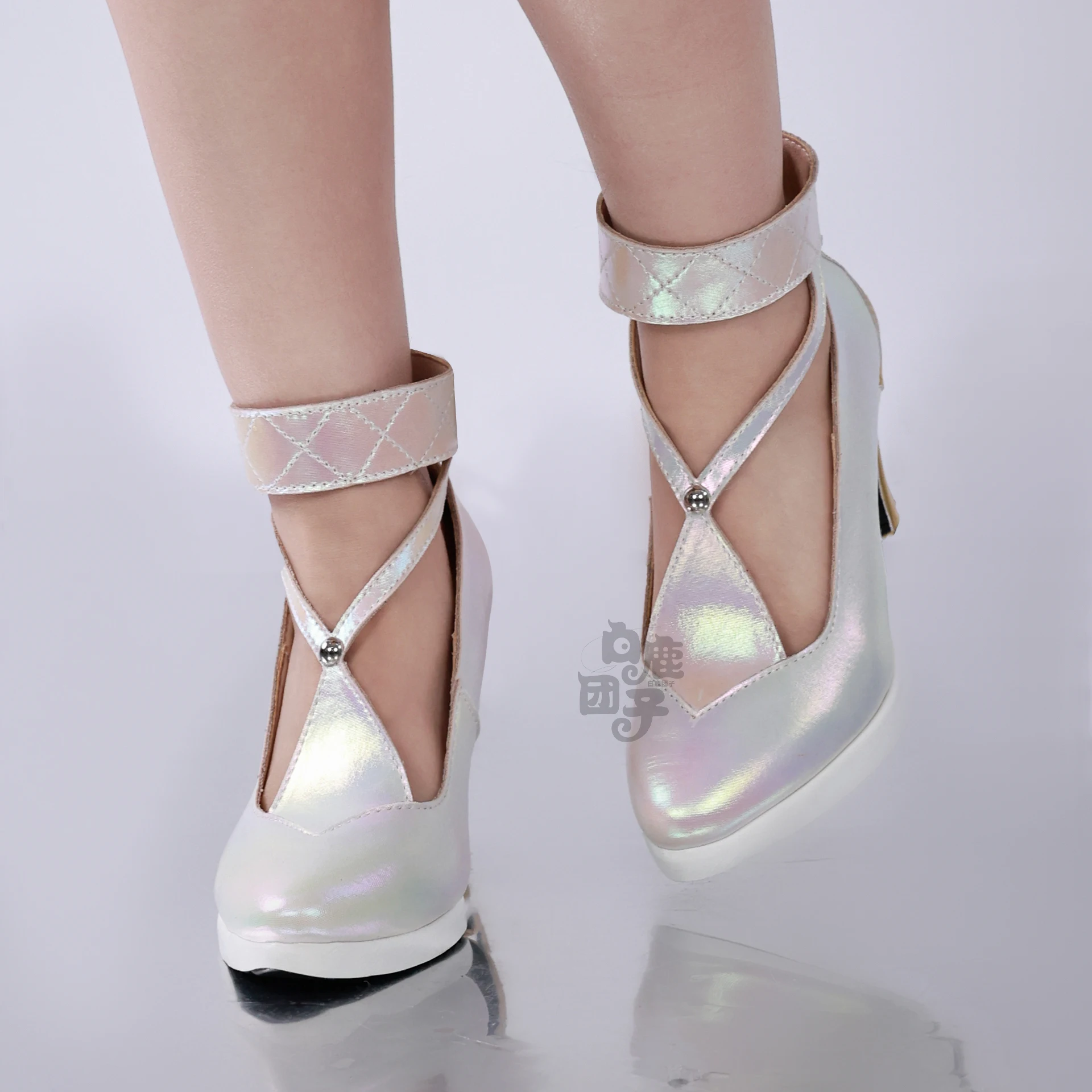 Wuthering Waves Nuovo Mooyiyi cos Jinhsi Costume Cosplay Halloween Natale Gioco di ruolo Festa Comic XS-XXXL Taglia costume sexy