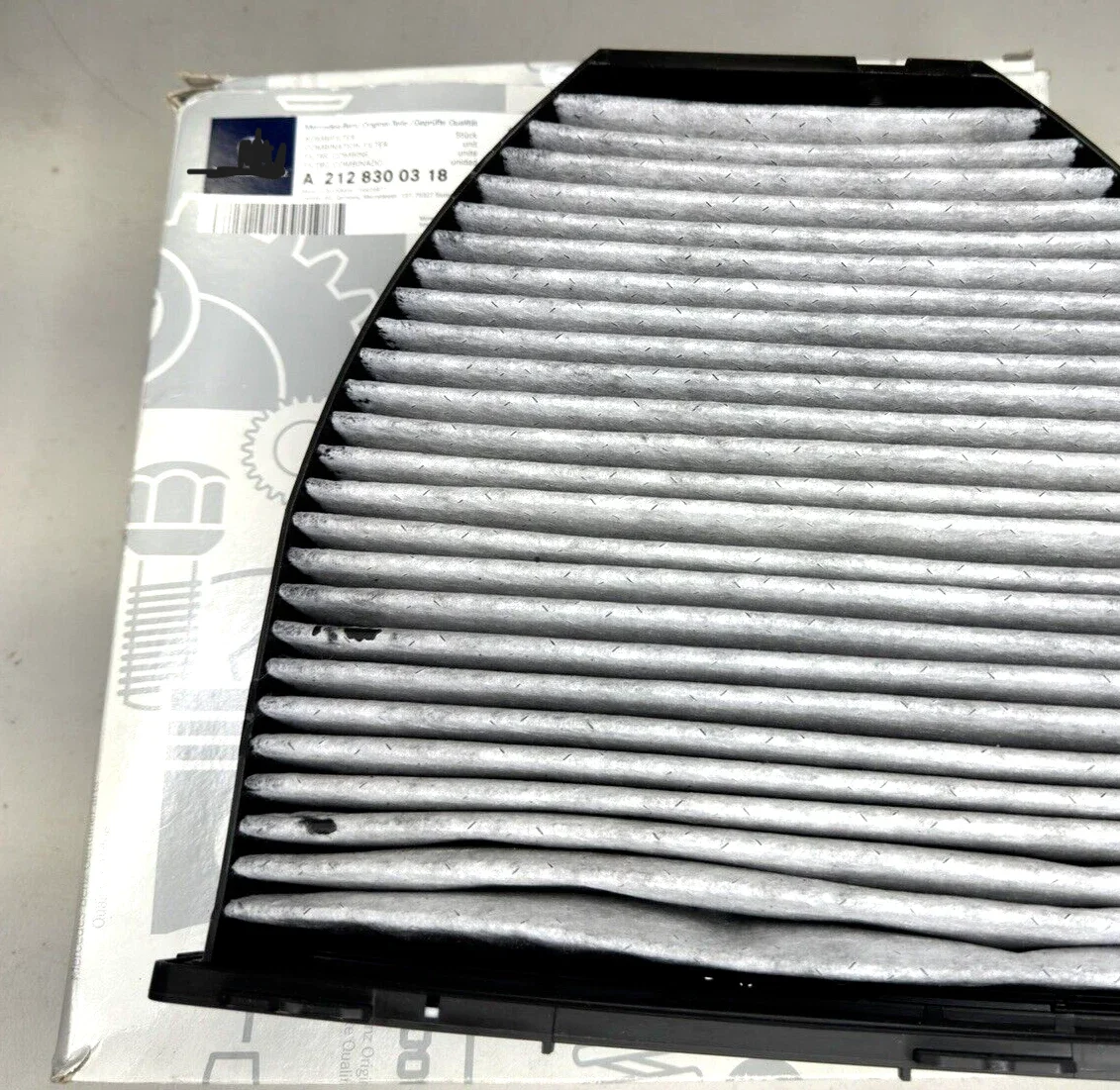 

2 шт. 2128300218 Воздушный фильтр салона для Mercedes-Benz W204 W212 C200 C300 E300 E350 E500 A2128300318