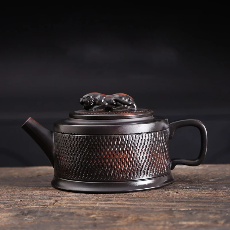 

Yunnan Purple Pottery Teapot Single Pot Crouching Tiger Hidden Dragon Purple Clay Teapot Full Handmade Home Kung Fu Tea Set