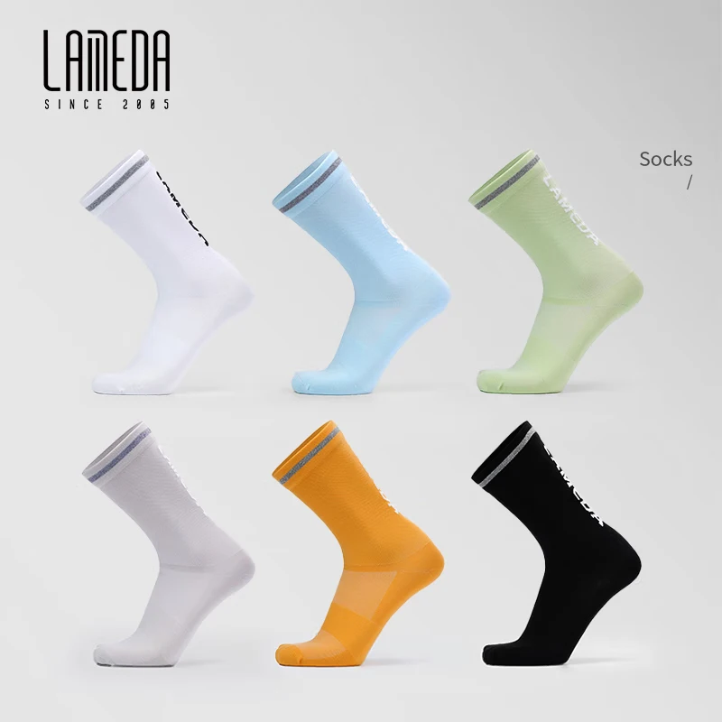 

LAMEDA New Cycling Socks Women Men Boneless Breathable Moisture Absorption Quick-dry Nylon Reflective Outdoor Sports Socks