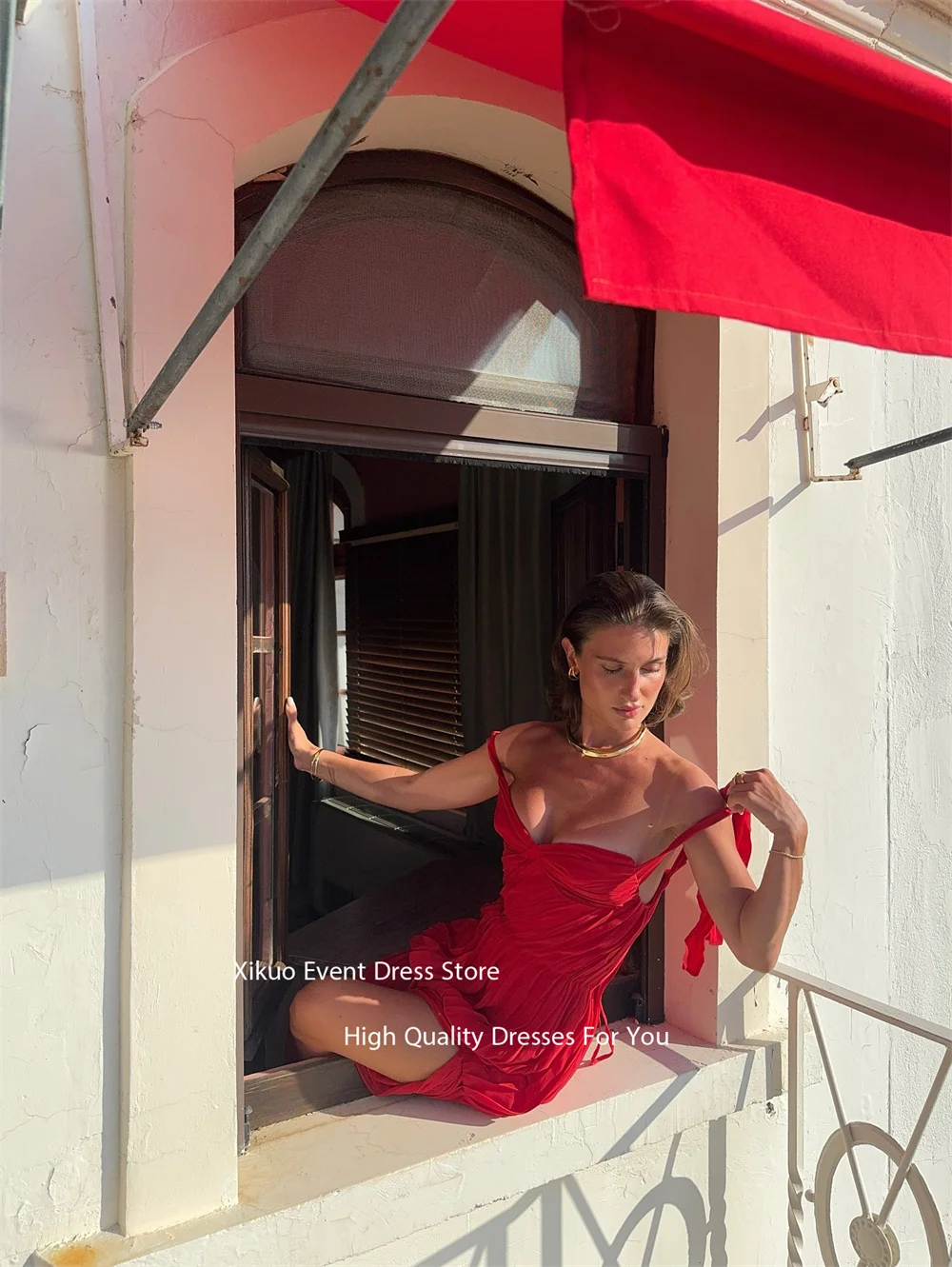Xikuo Lebendige Abendkleider mit Spaghettiträgern, rückenfrei, rotes Ballkleid, ärmellos, hoher Schlitz, Kleider für besondere Anlässe, individuell gestaltet