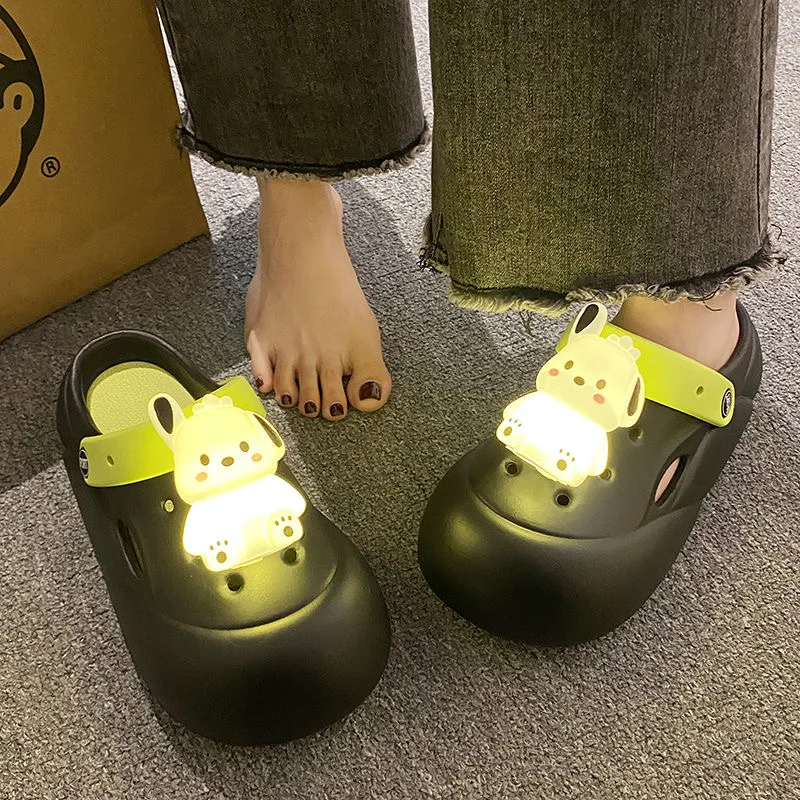 

Internet celebrity glowing hole shoes, women's thick soled non slip outer wearing luminous shoes, explosive street cool slippers