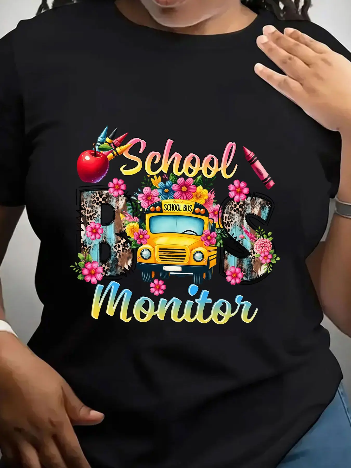 Women's Trendy Crew Neck T-Shirt School Bus Monitor Floral Design Suitable for Casual Sportswear