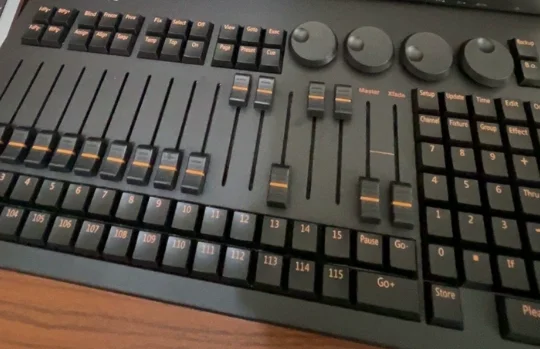 

Portable Lighting Controller For Controller Stage Lighting Console