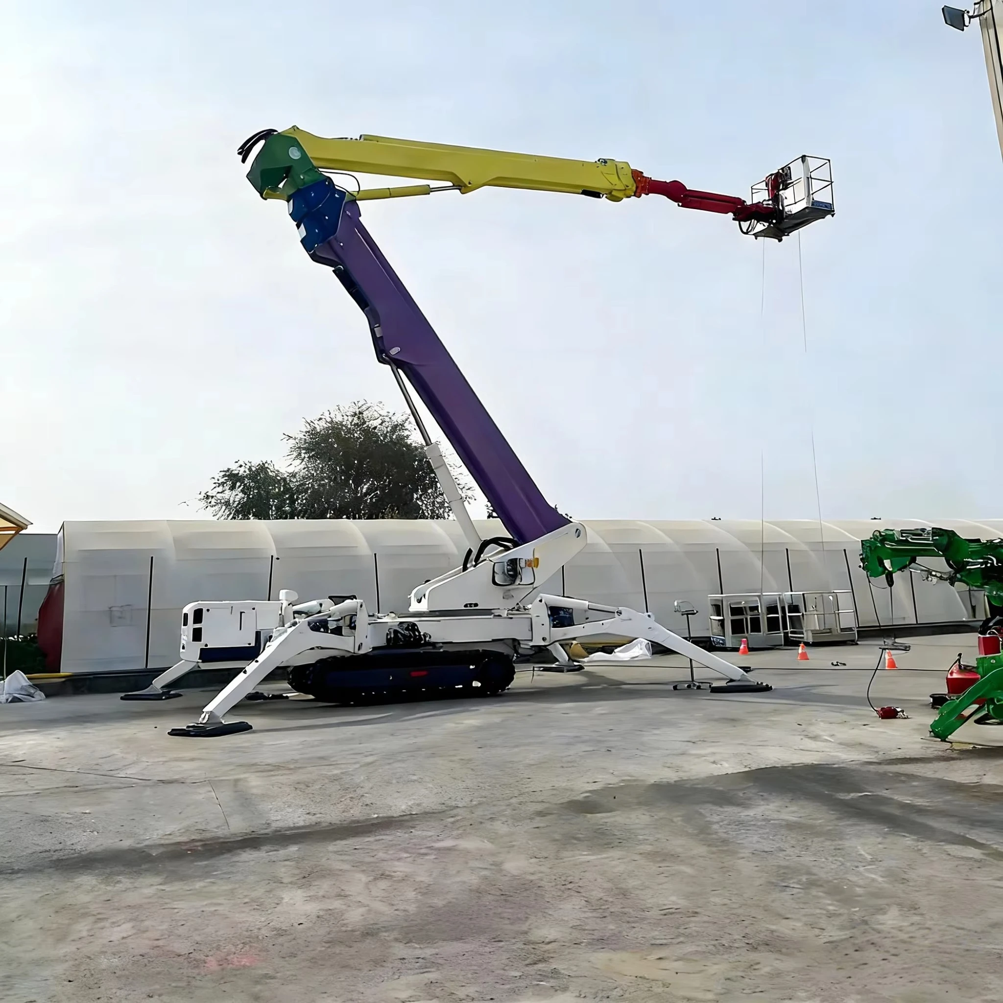 Rotary Basket Swing Electric Aerial Work Platform Adjustable Crawler Tracked Spider Boom Lift 500kg Load Capacity High