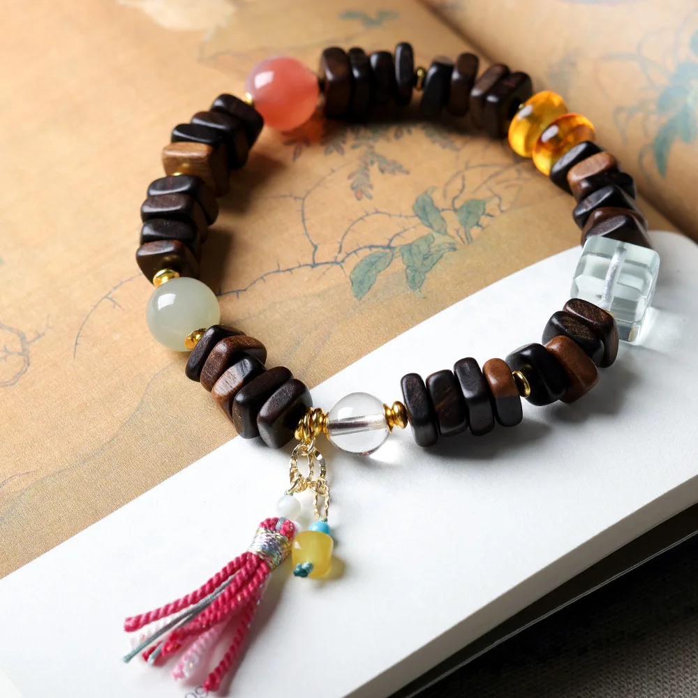 

Handmade Dalagan Agarwood Bracelet with Beeswax South Red Agate and White Agate Square Beads Gifts