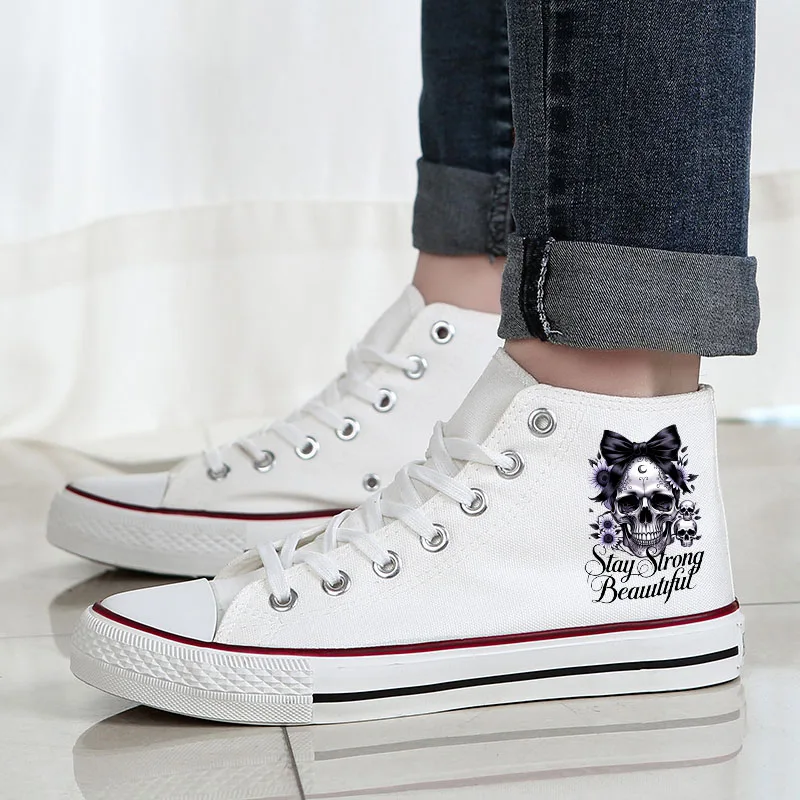 2025 Grils حذاء قماش HelloKitty دونالد ديزي داك المرأة حجم كبير منخفضة أعلى طالب زوجين رجل الشقق أحذية رجالي Tenis