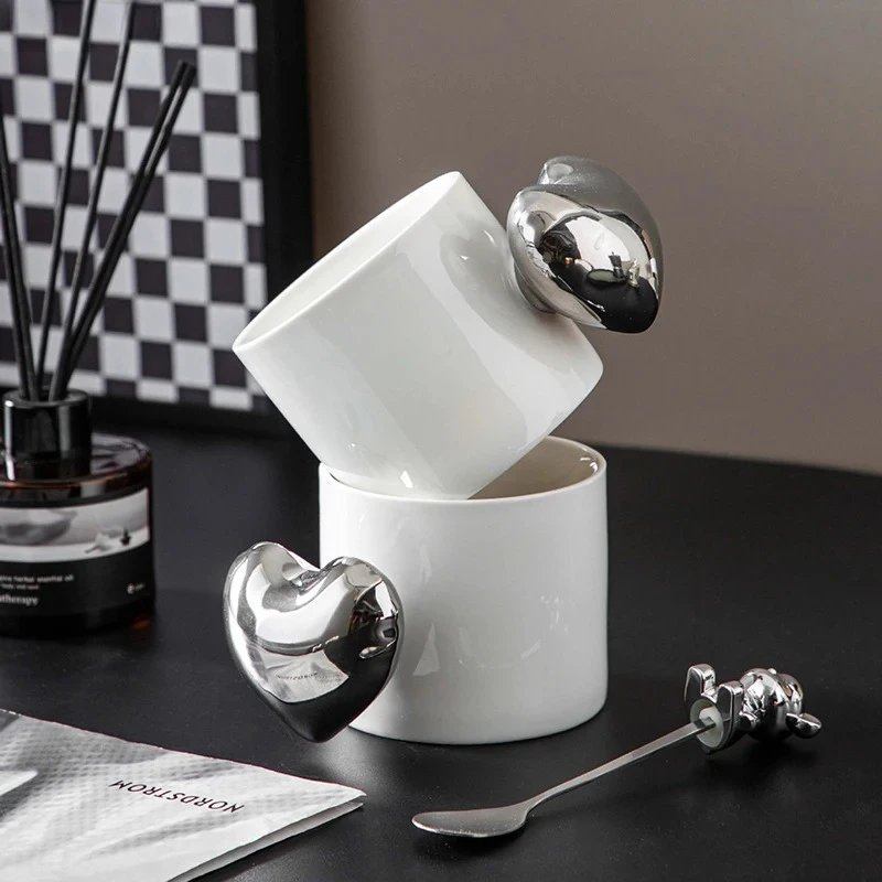 Creative Silver Heart Handle Mug Ceramic Cups Dining Table Coffee Mugs Afternoon Tea Teacup Water Cup Fruits Juice Container