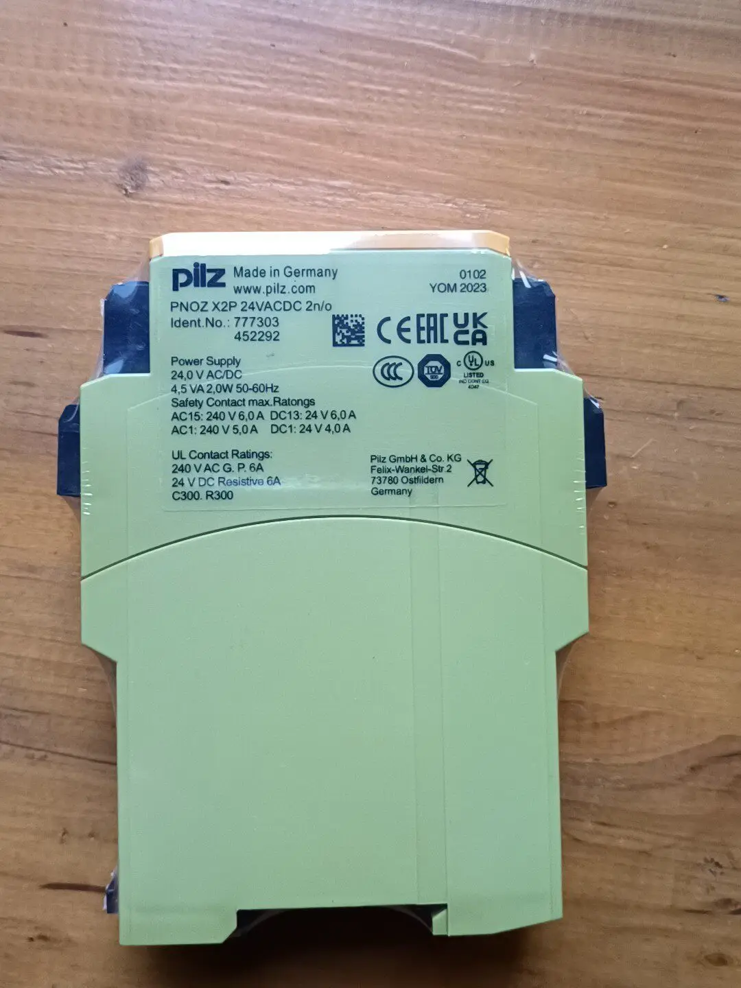 PILZ Pilz Safety Relay X2P 777303 New in Stock