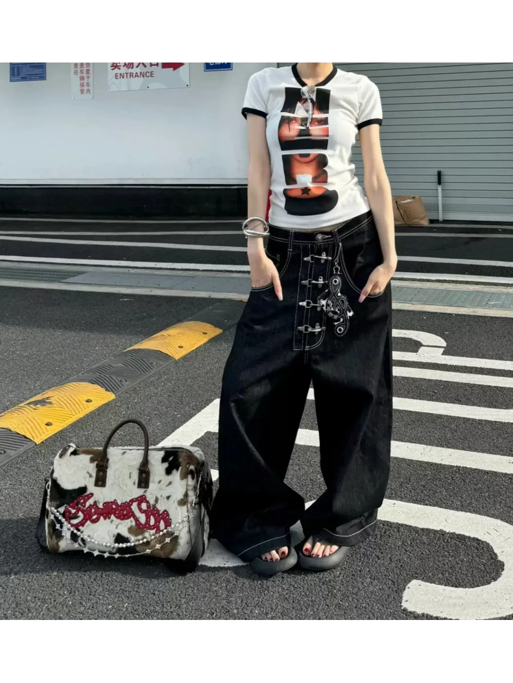 2026 New American Retro Front Metal Buckle Decoration Loose Cowboy Pants Versatile for Daily Commuting Street Trendy Niche ins