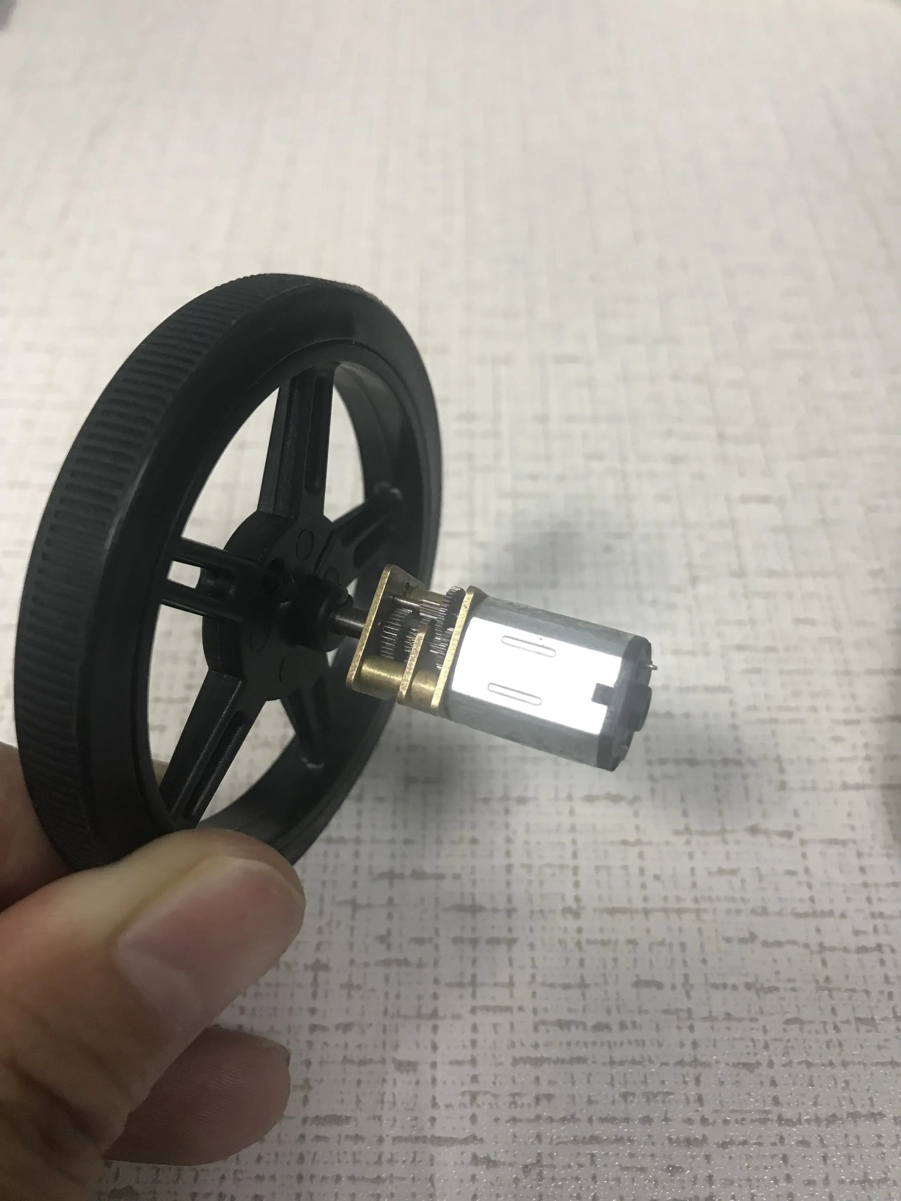 

2 шт. N20 металлические геомоторы с пластиковыми колесами с D-образным валом диаметром 3 мм для детей от 2 до 4 лет